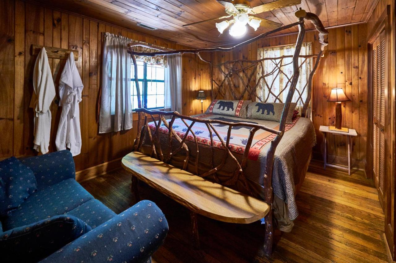 A Cabin In The Woods Pigeon Forge Eksteriør bilde