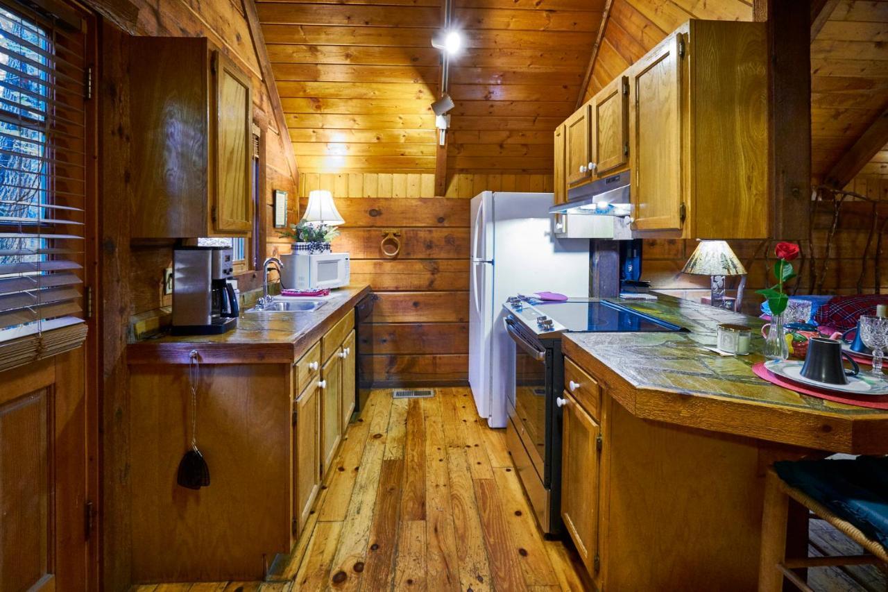 A Cabin In The Woods Pigeon Forge Eksteriør bilde